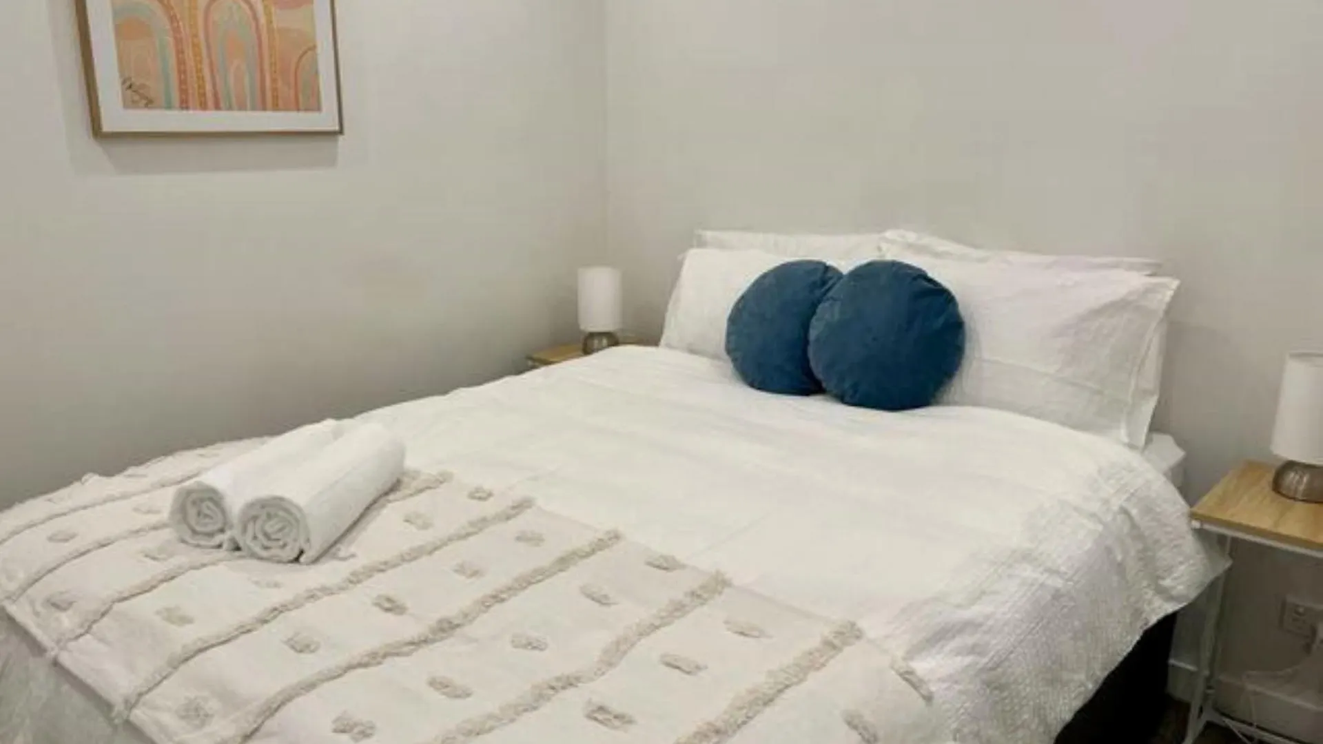 브리즈번 2-Bed With Pool, Gym, Parking And Balcony 아파트